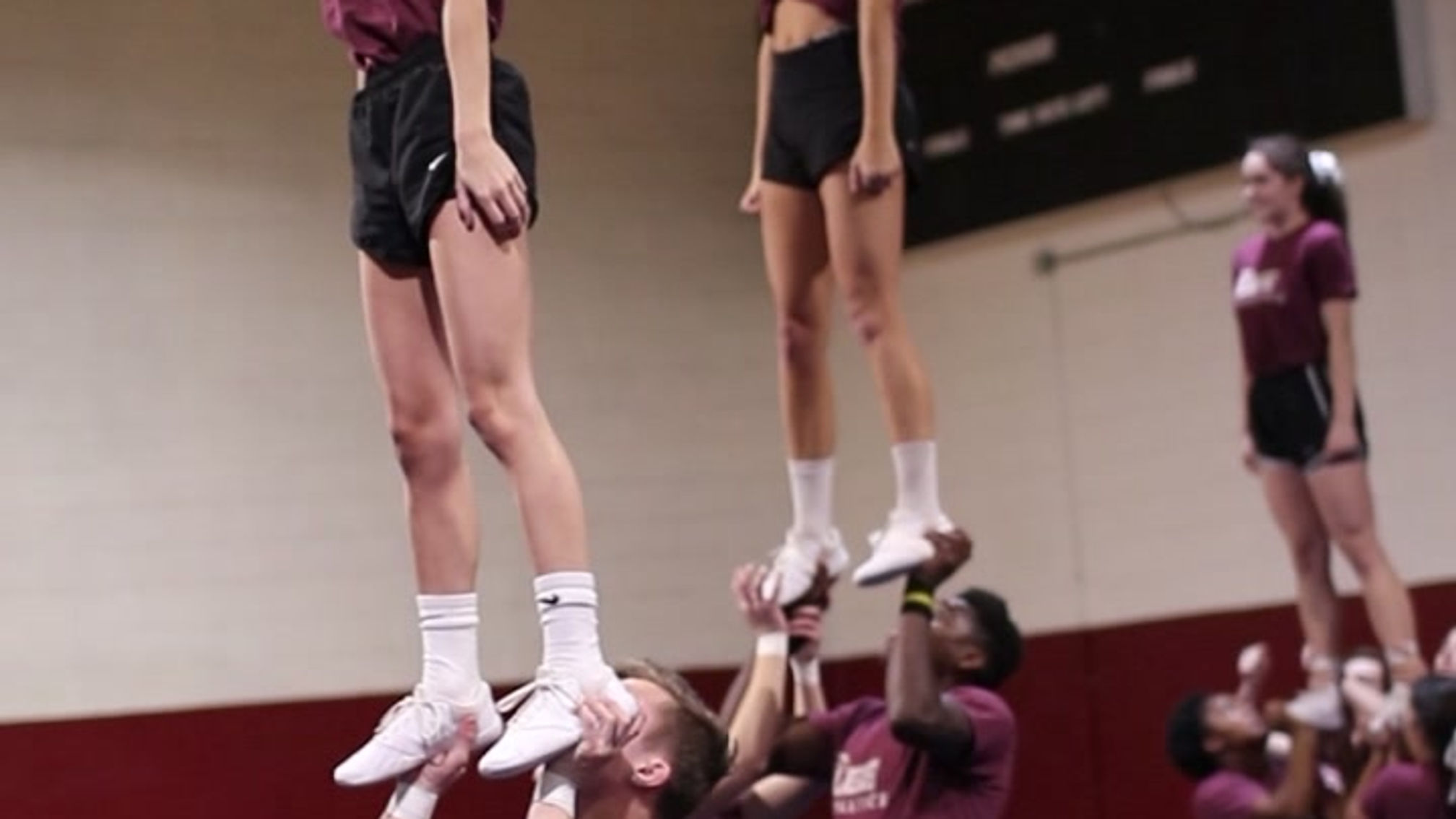 Collegiate Partner Stunt